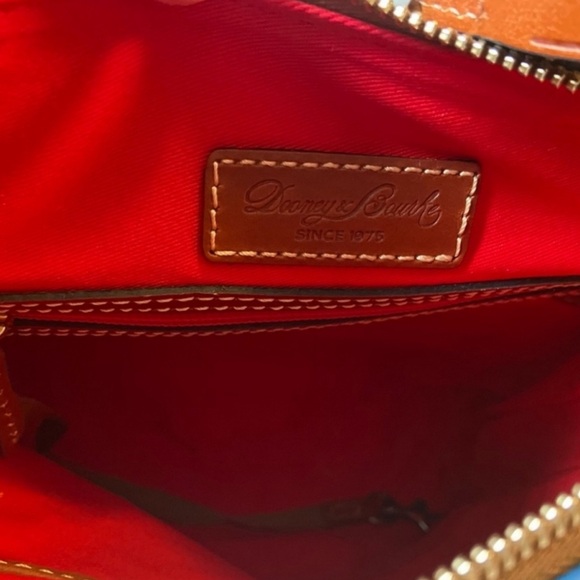 Dooney and Bourke Pebble Leather Crossbody with Dust Bag NWT - Picture 6 of 7